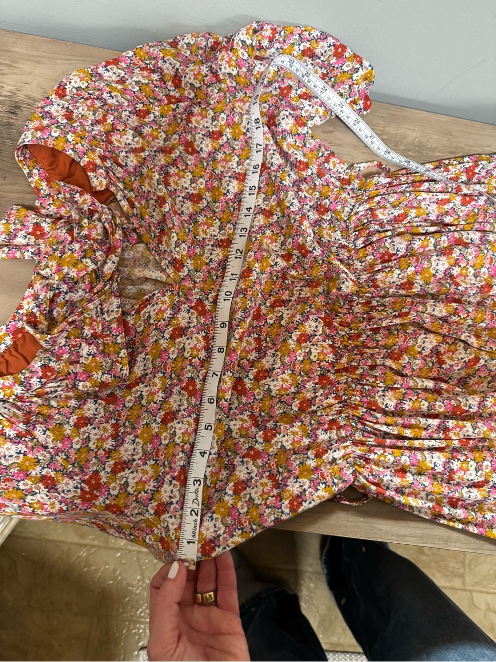 easel Floral Puff-Sleeve Midi Dress in Pink & Orange - Picture 9 of 10